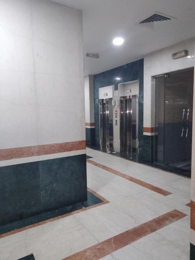 Abree Building New Hostel Dubaj Zewnętrze zdjęcie